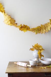 Fall leaf streamer garland DIY