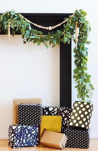 30+ Gorgeous DIY Christmas Garland Decorating Ideas For Your House