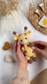 Easy crochet pattern amigurumi giraffe, Crochet pattern giraffe amigurumi safari animal