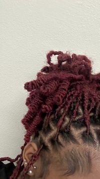 burgandy loc bob | loc bob | barrel loc bob | burgandy hair