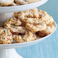 Pine-Nut-Marzipan-S-Cookies