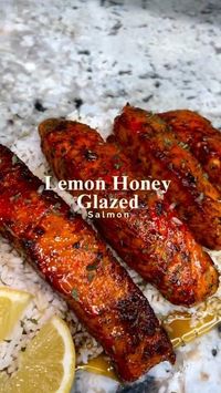 Lemon Honey Glazed Salmon Happy Friday to all my Salmon Lovers 😍 My pan seared salmon always comes out perfect 🔥 I glazed this salmon with lemon & honey. The sauce came out amazingggggggg😋 #sea #seafood #seafoodrecipes #shrimp #Fishprecipe #Fishrecipes #recipes #recipe #healthyrecipes #healthy #healthyfood Credit To: https://www.instagram.com/p/CuZ0YiwvSTS/