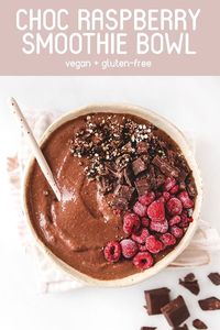 Healthy vegan chocolate raspberry smoothie bowl made with no bananas! It's fresh, light and perfect for summer breakfast. Enjoy as a bowl or make nice cream! Vegan, gluten-free, oil free #vegan #glutenfree #lowcarb #smoothiebowl #nicecream #veganbreakfast #vegetarian #smoothie