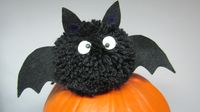 Pom pom bat