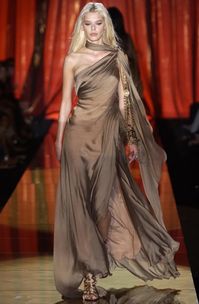 Elie Saab, Fall 2003 runway fashion ... 2000s fashion love .. Follow for more, I upload daily <3