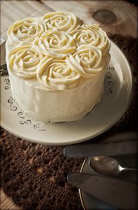 pretty rose frosting option