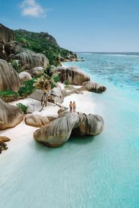 Get a complete Seychelles travel guide including the best luxury resorts in the Seychelles and the best time to visit the Seychelles. Get tips for visiting La Digue island, Anse Source d’Argent, the Four Seasons Desroches, and the Six Senses Zil Pasyon (Felicite Island). | seychelles honeymoon resorts | seychelles islands resorts luxury | seychelles hotels luxury | seychelles villa luxury | seychelles luxury resort | seychelles honeymoon romantic | honeymoon in seychelles