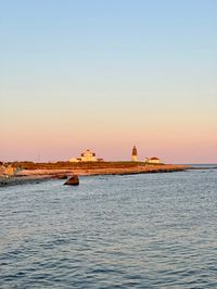 #beachdays #sunset #rhodeisland #pointjudith #ri #sunsetvibes #summerdays point judith The University of Rhode Island