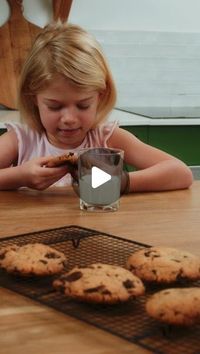 Sarah Graham on Instagram: "Life-Changing Brown Butter Choc Chip Cookies

Hey guys! I am over the moon to share this recipe with you in collaboration with my friends at @kerrygoldsouthafrica - it was so fun climbing on the delicious Brown Butter trend that’s taken the internet by storm lately. We have made two batches of these cookies a week for the last few weeks and our whole household is smitten.

I’d also like to add that could be the only choc chip cookie recipe you’ll ever need again. Give them a try and let me know if you agree?

WHAT YOU WILL NEED
Makes about 20 cookies
200g butter
150g light brown sugar
100g caster sugar
1 tsp vanilla
1 egg
2.5 cups plain flour (300g)
1 tsp bicarb
½ tsp salt
100g dark chocolate chips or chunks
Sea salt flakes (optional)

WHAT TO DO
1. Brown the bu