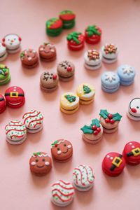 New stud earrings alert! This year we are presenting CBL mini holiday macaron stud earrings made of polymer clay. There are 12 styles for you to choose from. If you're a stud person, these earrings might be the ones you're looking for. Psssst, these will make a great stocking gift for your friends and family. Grab one or more -- the more the merrier  👉🏼 Made to order  👉🏼 Hand sculpted  ✨ Stainless steel post 📐 Width: 0.4 inches (approximately)  Due to the handmade nature of our products, th