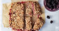 Blackberry Crumble Breakfast Bars – Haylie Pomroy