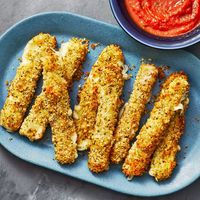 Air-Fryer Mozzarella Sticks