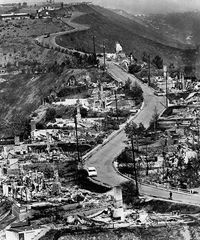 THE DISASTROUS BEL AIR FIRE OF 1961 THAT BURNED DOWN THE HOMES OF ZSA ZSA GABOR, JOAN FONTAINE, BURT LANCASTER AND JOE E. BROWN.