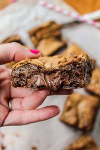 Nutella Stuffed Browned Butter Blondies - The Food Charlatan