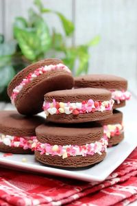 Chocolate Valentine's Day Sandwich Cookies Recipe | Valentine's Day Recipe | Sandwich Cookie Recipe | Chocolate Cookie Recipes | Fun Treats To serve at Valentine's Day Parties | Valentine's Day Treats for kids parties #Valentine #ValentinesDay #SandwichCookie #ValentineRecipes #CookieRecipe