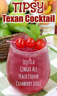 The Tipsy Texan cocktail is a sweet and tangy cocktail that is perfect for a warm summer day. #drinks #recipes