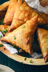 Chinese Samosa Recipe (With Chicken and Noodles) - Cubes N Juliennes