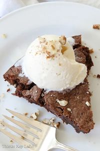 Best No Crust Fudge Pie Recipe - Just the right amount of sweetness, crusty on top and soft on the inside. It's also quick and easy to make for spur of the moment get-together. #easyrecipe #homecooking #fudgepierecipe #chocolatepie #dessertrecipe #fudge #holidaybaking #easybaking #glutenfreerecipe