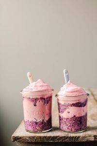 BERRY CREAM OVERNIGHT OATS PARFAIT - My Berry Forest