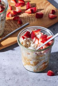 High-Protein Strawberry & Peanut Butter Overnight Oats