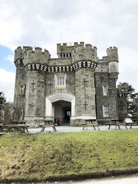 Beatrix Potter tour of the Lake District: Hill Top farm, Beatrix Potter gallery, Wray castle and afternoon tea