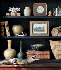 Vintage Shelf Styling Tips | Vintage Keepers