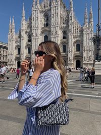 Milan Travel Outfit pic inspo