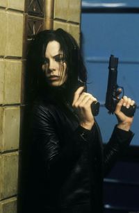 Kate Beckinsale - underworld selene and michael