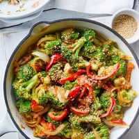 Sautéed Broccoli with Peanut Sauce