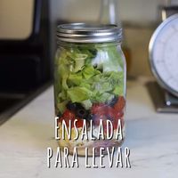 Comida fácil y rápida para llevar al trabajo. Dura hasta 5 días fresco en el refrigerador saludable y delicioso.