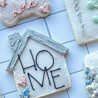 HOMEMADE BY AMY B | Buttercream Frosted Sugar Cookies on Instagram: "A sweet housewarming gift for a sweet family! 🏠 Wishing them many, many happy memories in their new home! 🩷 . . . . . . . . . #pleasanton #pleasantonca  #livermore  #downtownlivermore #dublinca  #downtownpleasanton  #pleasantoncookies  #cookiebusiness  #cookies  #sugarcookies  #buttercream  #buttercreamfrosting #cutecookies #eatmorecookies #customcookies #buttercreamcookiers #buttercreamcookies #cookieporn  #sweettreat  #sweettreats #buttercreamdecorating #buttercreampiping #buttercreamswirls #buttercreamicing #housewarmingcookies #newhome #homesweethome  #homemadebyamyb"