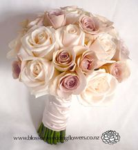 light rose and cream bouquet