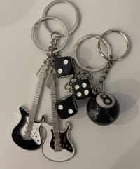 y2k keychain, y2k, dices keychain, guitar Keychain, 8 ball, 8 ball keychain, style, y2k style, accessories, y2k accessories, aesthetics