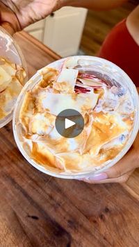 4.5M views · 507K reactions | Get my ebook for weight loss and most popular recipes. Link in bio ❤️

HIGH PROTEIN APPLE SALAD DESSERT!! 🍎 

Would you try this?! 

All you need is: 
Apples 
Greek yogurt 
Peanut butter 
Honey 
Cinnamon 
Granola 

That’s it… this is probably my favorite way to eat apples now! You have to try it! 🥰
___
¡¡POSTRE DE ENSALADA DE MANZANA ALTO EN PROTEÍNAS!! 🍎 

¿Probarías esto? 

Todo lo que necesitas es: 
manzanas 
yogur griego 
Manteca de cacahuete 
Miel 
Canela 
granola 

Eso es todo... ¡esta es probablemente mi forma favorita de comer manzanas ahora! ¡Tienes que probarlo! 🥰 | Mayra Wendolyne | Low Carb Love