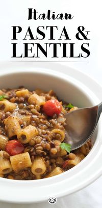 This Italian pasta with lentils is one of the best nourishing meals you can cook using a few cupboard essentials. It's a simple 1-pot recipe, healthy, vegan, and so GOOD. #veganrecipes #lentilrecipes #pastarecipes #easydinnerrecipes #cheapdinnersforafamily #cheapdinners #healthydinnerrecipes #onepotmeals #lentilsoups #vegetarianrecipes