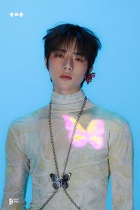 TXT ‘The Name Chapter: TEMPTATION’ Jacket Shoot Photo Behind