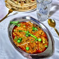 Soya Keema matar is a healthy and delicious vegetarian keema dish made with soya chunks or soya granules with green peas and some Indian traditional spices. Easy to make delicious but healthy soya keema matar that can be enjoyed at lunch or dinner, you can pack this delicious dish in a children's lunchbox. It is a great side food and can be served with both roti or rice. #soya #soyakeema #soyakeemamatar #soyarecipe #soyakeemarecipe #soyakeemamatarrecipe