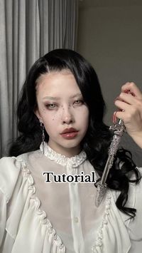 vampire makeup tutorial 🤍 #vampire #vampiremakeup #halloweenmakeup #halloweeninspo