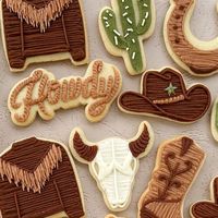 Jenny Keller on Instagram: "Some might say they’re the best in the west! All new menu in store at @jennycookiesbakeshop 🤠🌵"