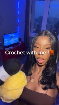 Come crochet with me 🥹 #crochet #crocheting #crochetlove #crochetando #crochethatpattern #crochetinspiration #summervibes #summerstyle #summeroutfitideas #crochetinspiration #crochetaddict