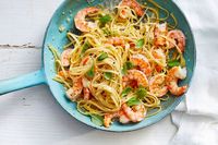 Easy Shrimp Scampi With Basil