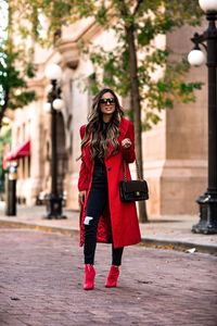 Red is definitely fall's "it" color. Today I'm sharing some of my favorite red pieces for the season and just how to pull them off.