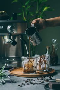 This 5 ingredient VEGAN Iced Mocha Latte is my summer go-to - Coffee, Chocolate syrup, Oat milk and tons of ice is all you need! #ad @Calphalon #CalphalonCook #CookwithCalphalon