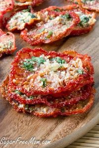 Crispy Parmesan Tomato Chips made in your oven or dehydrator! #lowcarb #glutenfree #snack