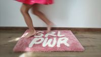 Tufted rug handmade antislip non-slip rug tufting gun тафтинговый ковер антислип нескользящая поверхность girl power