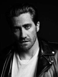 Jake Gyllenhaal en portada de Vman Magazine Fall/Winter 2013