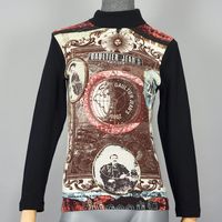 Features: - 100% Authentic JEAN PAUL GAULTIER. - Interesting postcard collage print top. - Black neckline and long sleeves. - Label reads: GAULTIER JEAN'S, Size 38. - Fabric composition: 90% Viscose, 10% Elasthane (principal), 70% Acrylique, 30% Laine (sleeves). - Very good vintage condition. Measurements taken laid flat, please double bust and waist: Shoulders: 14.17 inches (36 cm) Sleeves: 21.25 inches (54 cm) Bust: 17.32 inches (44 cm) Waist: 14.17 inches (36 cm) Length: 22.83 inches (58 cm)