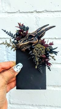 X1 Dragon Skull D20 Floral Pocket Square Boutonnière, Buttonhole Alternative Faux Dungeons Dragons Wedding Corsage Custom Made Any Colour - Etsy