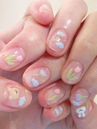 From minimalist nail art to trendy jelly nail designs, let these cute Korean nails take your beauty look to the next level.