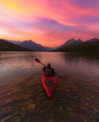 This is your official invitation to visit Montana. Tag the person you’d like to explore Montana with. 📸Photo Credit: @chance_jackson #montana #visitmt #visitmontana #montanaexplorer #exploremontana #bigskycountry #montanagram #montanatravel #sunset #montanasummer #glaciernationalpark #glaciernp #visitglacier #glaciercountry #travelgram #pinkskies #earthfocus #nature #mountains #mountainphotography